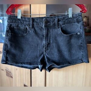 American Eagle Black Hi Rise Shortie Jean Shorts Women’s Size 8